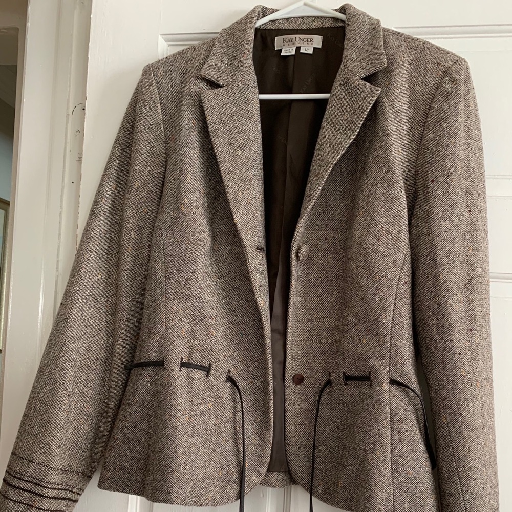 2 piece set beige and brown